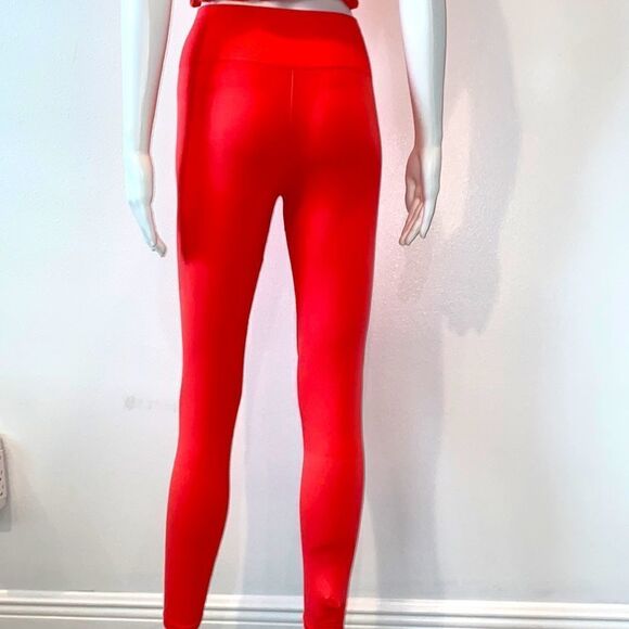 Coral Crop Top And Leggings Top Small Leggings Medium - Picture 5 of 15
